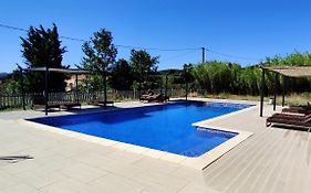 Superbe 2 pièces très confortable meublé 35 m2 terrasse, parking privé, jardin, Pont du Gard 10mn #3